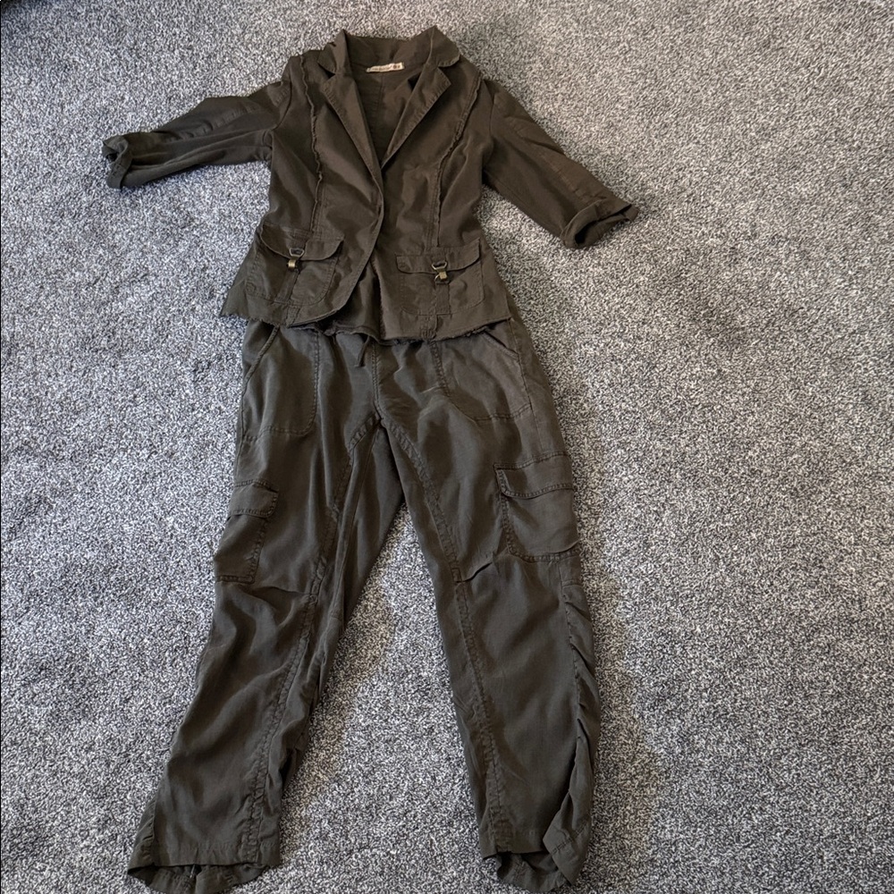 Elegant Dark Olive Pantsuit for Women